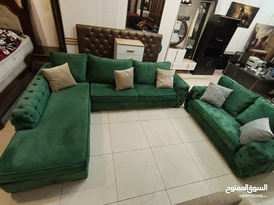 طقم كورنر بحالة الوكاله
