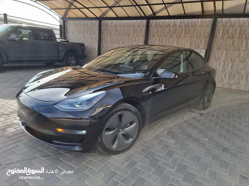 تيسلا موديل 3 بلاك اديشن اصلي 2023  بسعر مغري باسم المستورد