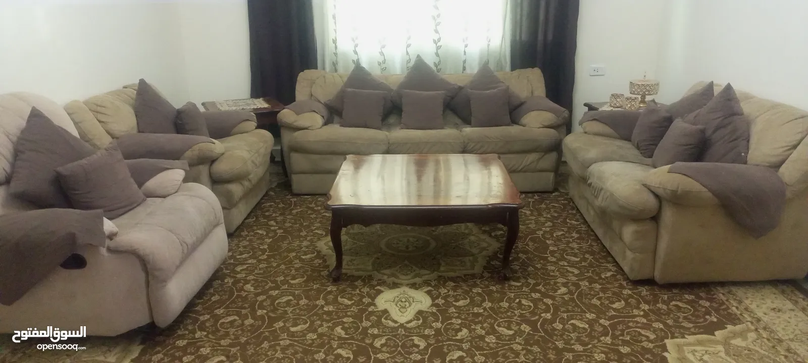 سفره ثلاث قطع مع طقم كنب الدب