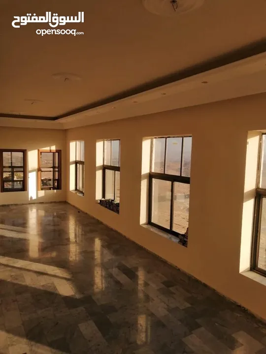 قصر على أعلى نقطة خربة الطوي على 10 دنمات