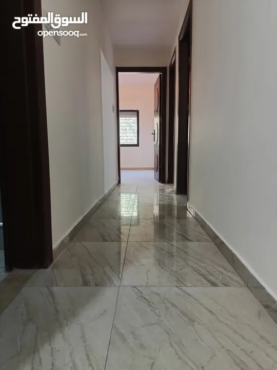 شقة للبيع في منطقة عبدون  ( Property ID : 37954 )