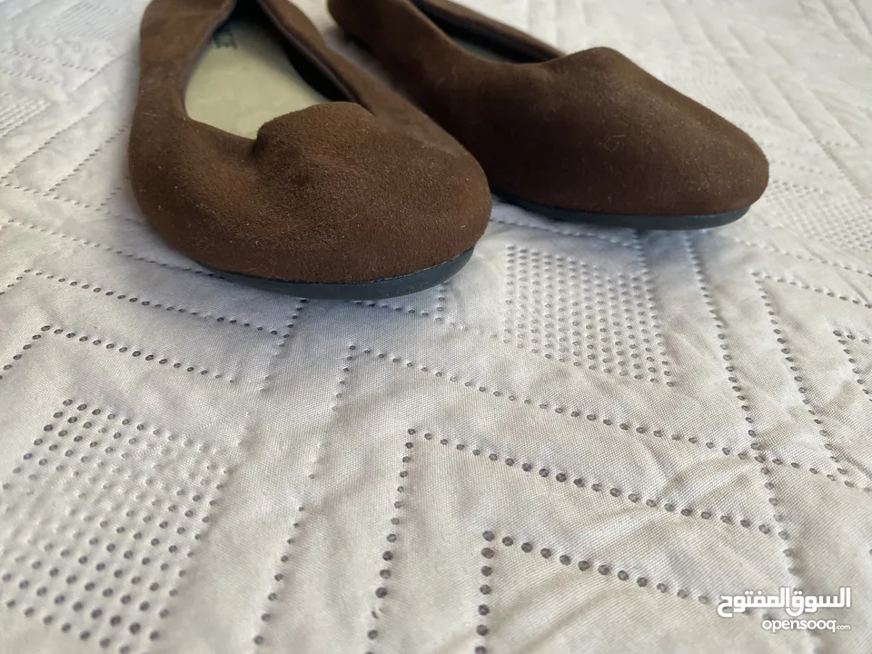Brown flats