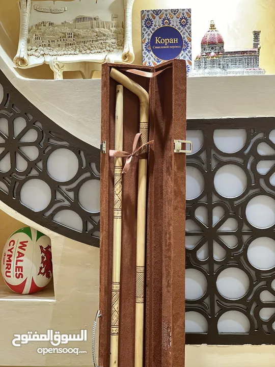 عصا عماني نحت
