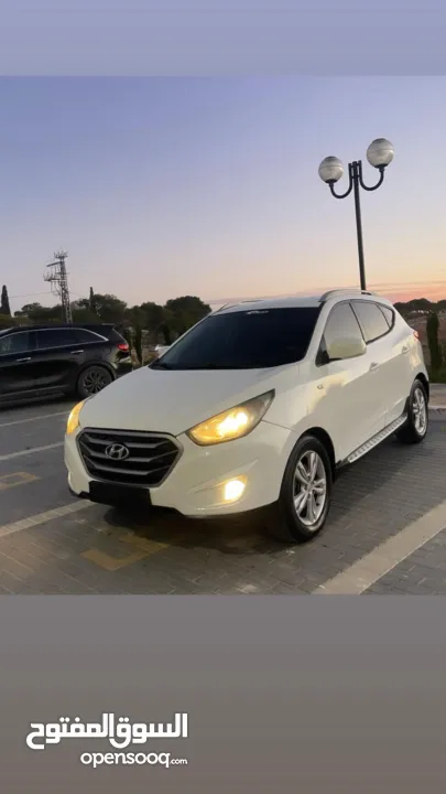 جب هونداي توسان 2013