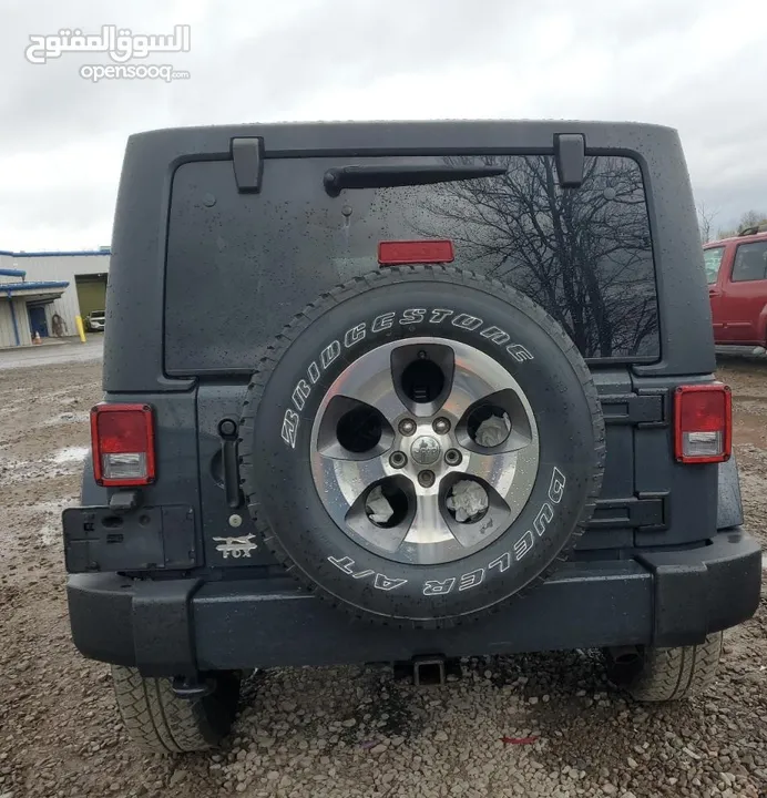 2017 Jeep wrangler SAHARA