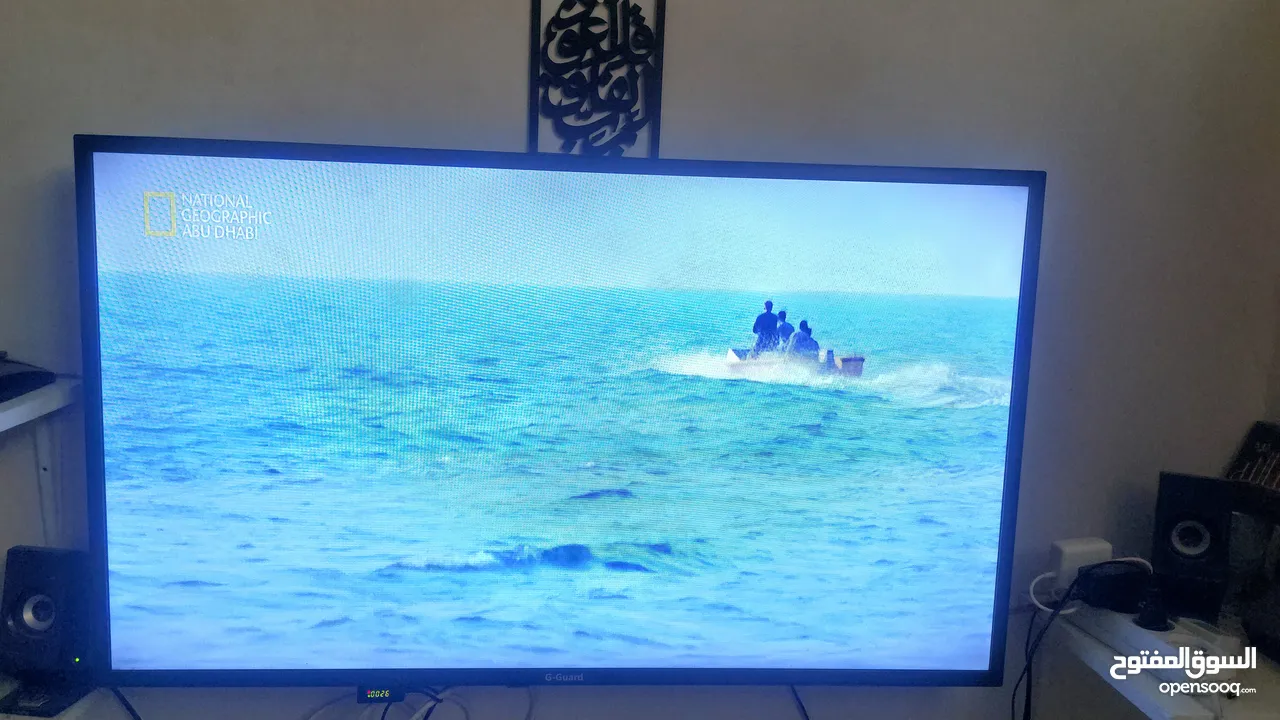 شاشه جي جارد 42 انش