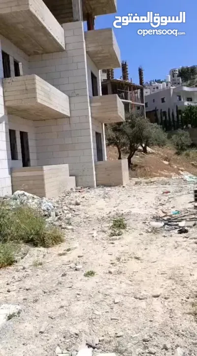 شقق عظم بيت وزن ارضي وسادس