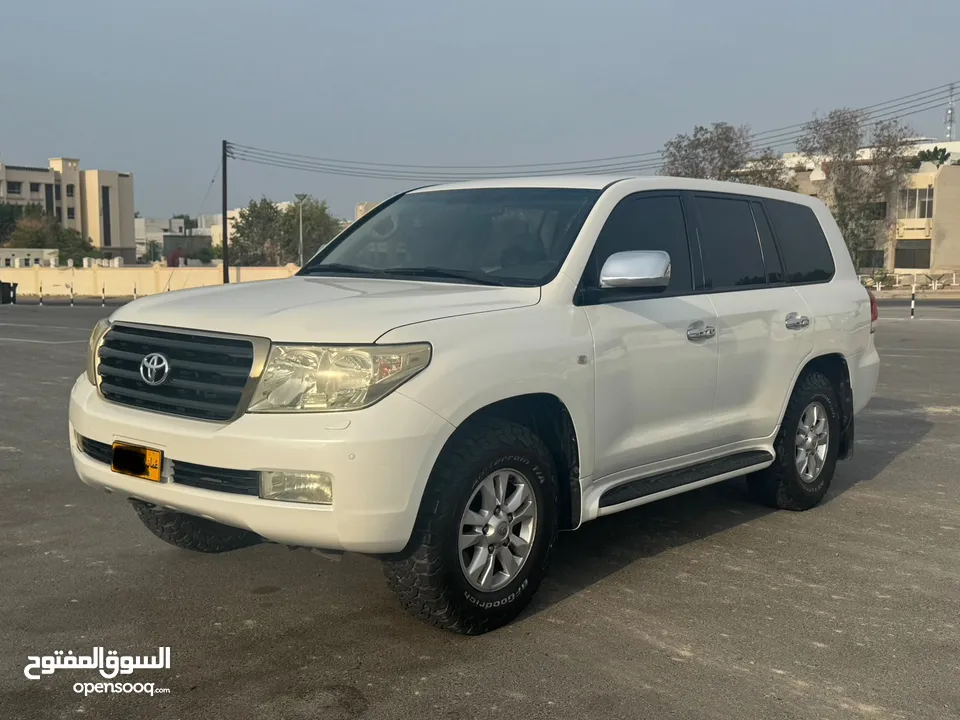 تويوتا لاند كروزر استيشن Toyota Land Cruiser GXR