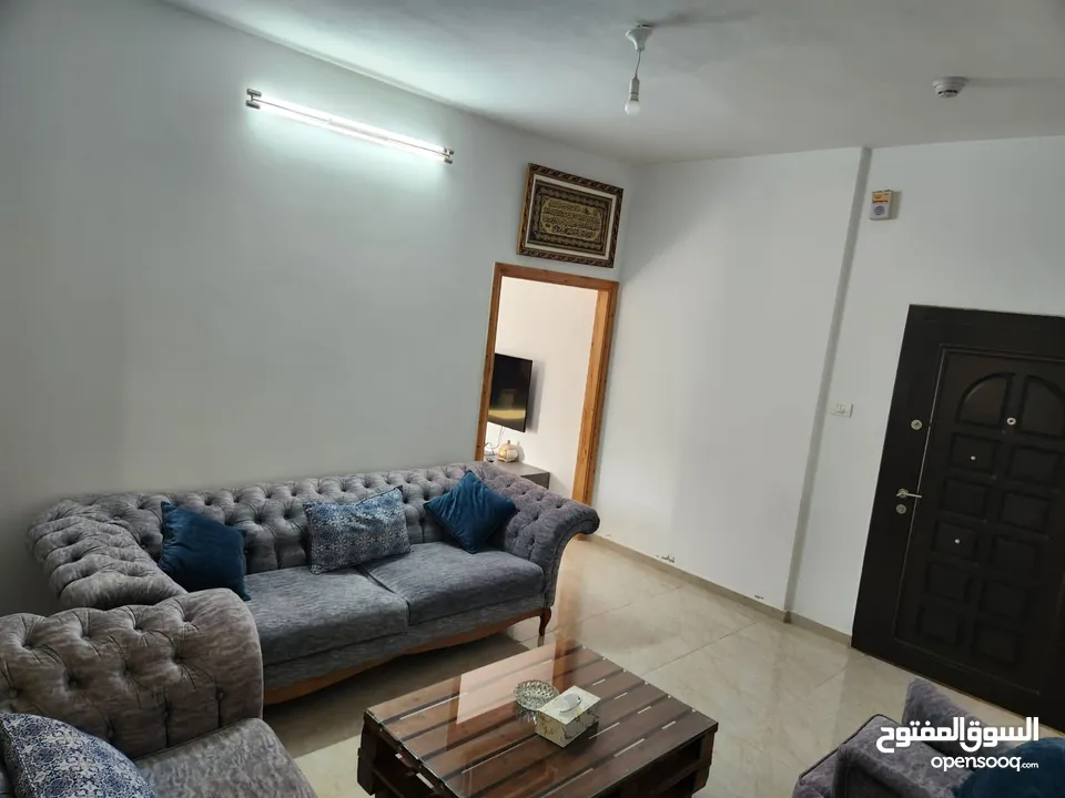 شقة ذات اطلالة بانورامية في الجبل الشمالي خلة الايمان