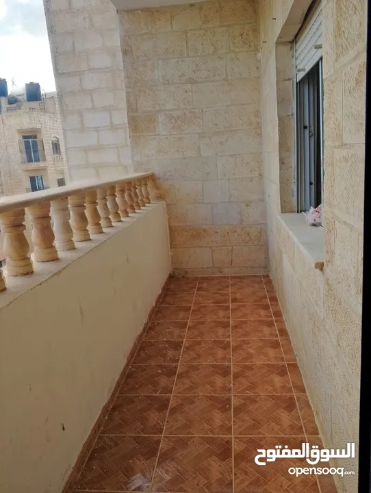 سعر لقطه تلاع علي 2 نوم قرب الجامعه و الخدمات