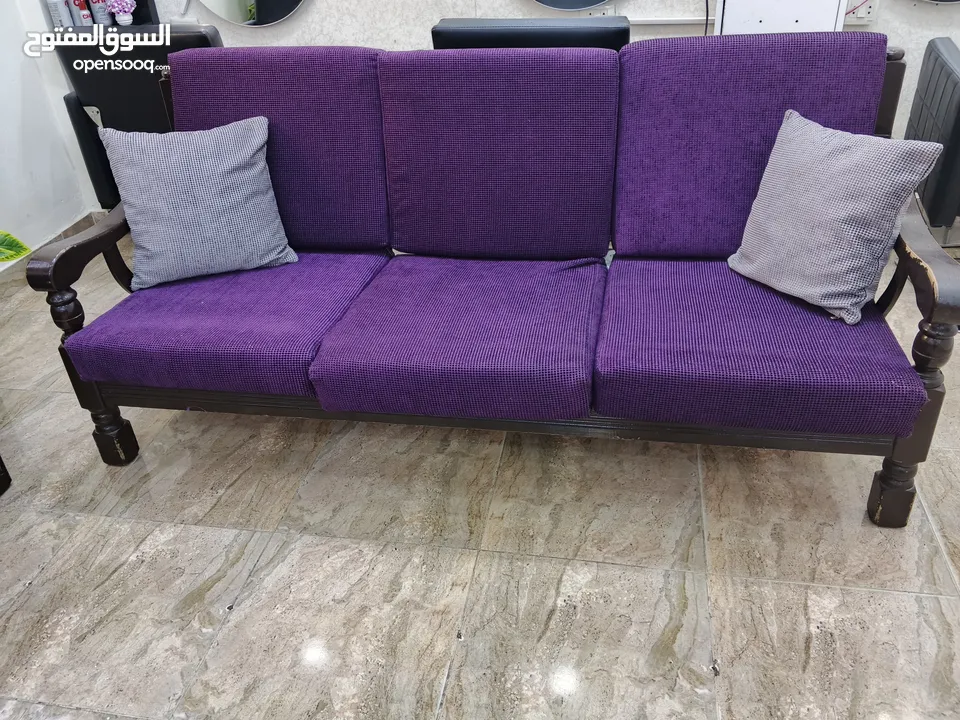 طقم كنب مورس لون النهدي الموف