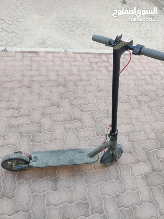 Electric scooter