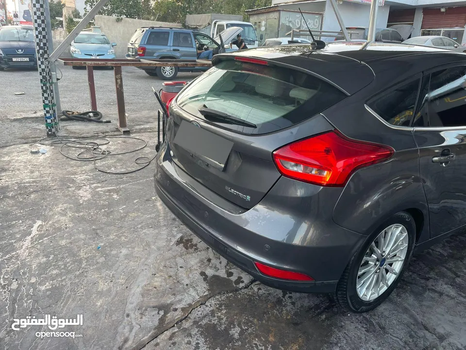فورد فوكس كهربائية بالكامل 2015 4 جيد كلين