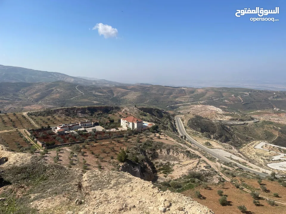 ارض للبيع / الصبيحي 18 دونم تقع على شارع رئيسي ‏بإطلالة مميزة وجميلة ويوجد بجانبها مطعم