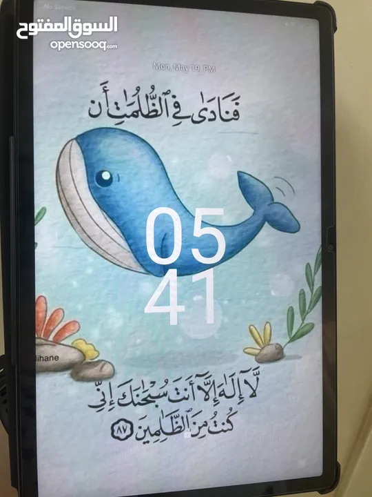 تابلت بلاك فيو استعمال خفيف تقريبا جديد مع شاحن وكيبورد وكفر