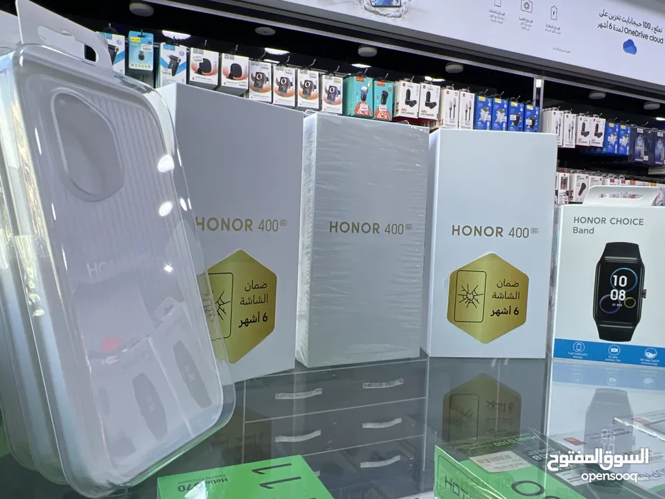 Honor 400 ( 256 GB / 12 RAM ) 5G  هونر 400 جديد بالكرتونة معه السماعات الاصلية  و الكفر الاصلي شركة