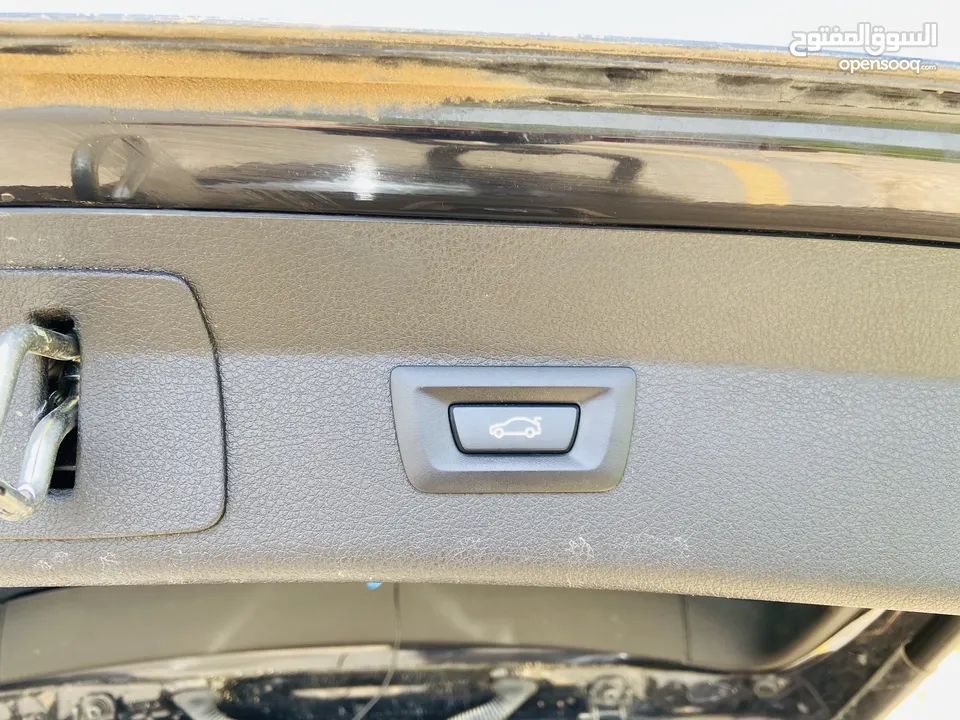 سيارة مميزة جداً، مُلفته للنظر،في رام الله BMW 218d 2017 , 7ركاب، محرك ديزل،2000 تيربو، اقتصادية