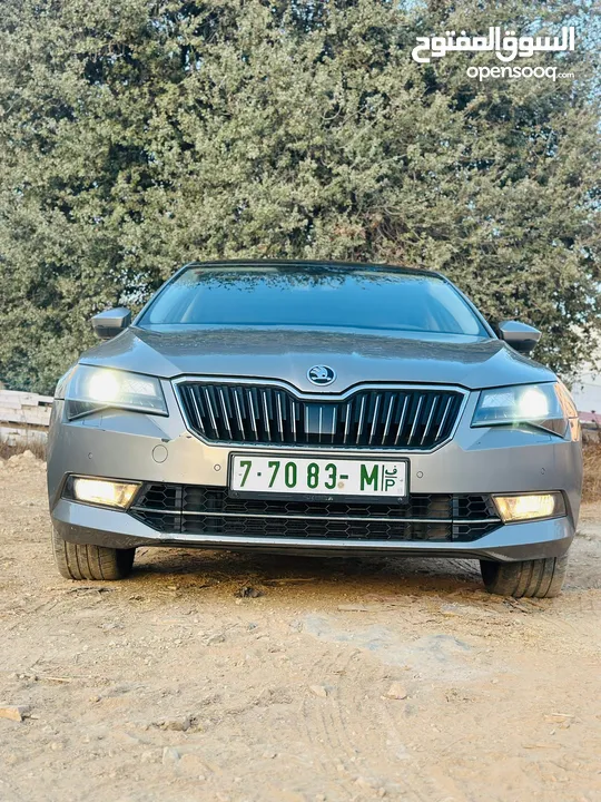 سكودا سوبير بنزين 4/4  280حصان اقتصاديه جدا المحرك الجديدللبيع سكودا سوبرب 2019