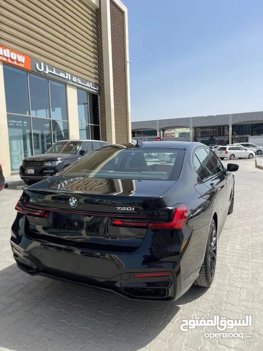 Bmw 2021 750i black edition