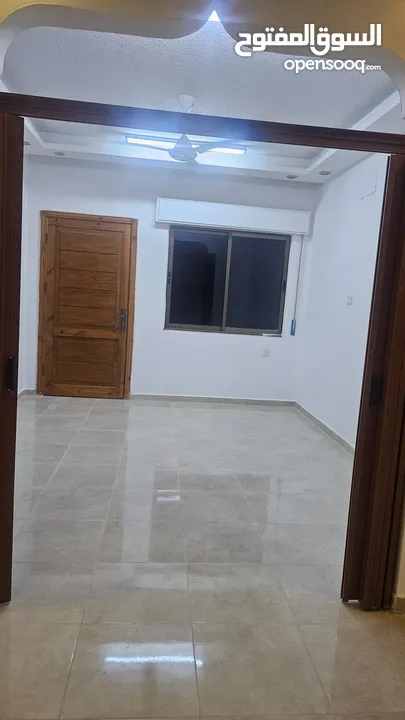 طابق كامل للإيجار