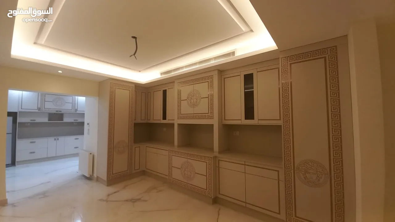 شقة شبة غير مفروشة للايجار في عبدون  ( Property 40576 ) سنوي فقط