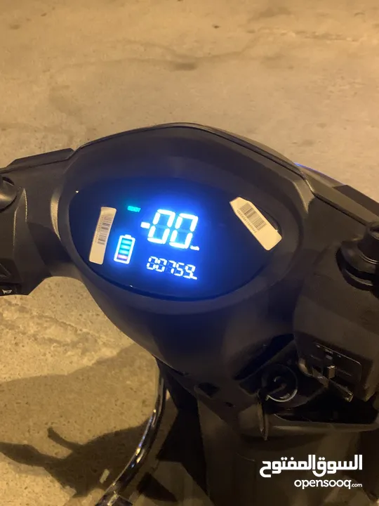للبيع سكوتر كهربائية شبه جديدة مديل 2025