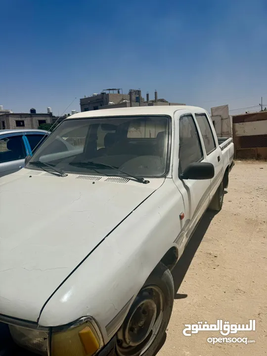 تويوتا كورولا كوم