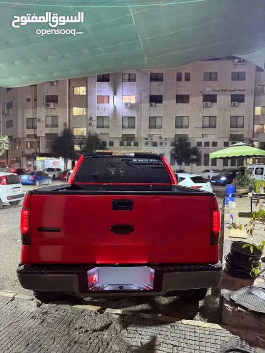 فورد 2008. اصل حكومي. فحص ممتاز .بحاله ممتازه .بنزين ماتور 4600.رام لله او الخليل