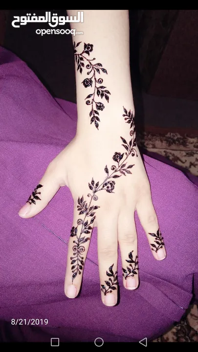 رسم حنة احترافي (الخدمة المنزلية متوفرة)