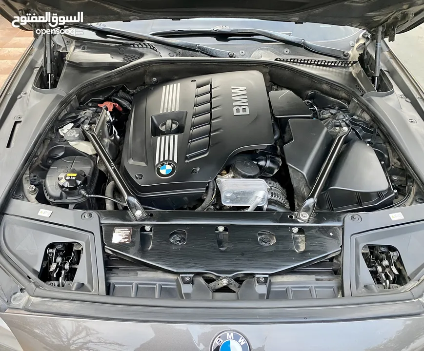 BMW 523i بوضع الشركه كرت ابيض وارد الشركه الاردنيه