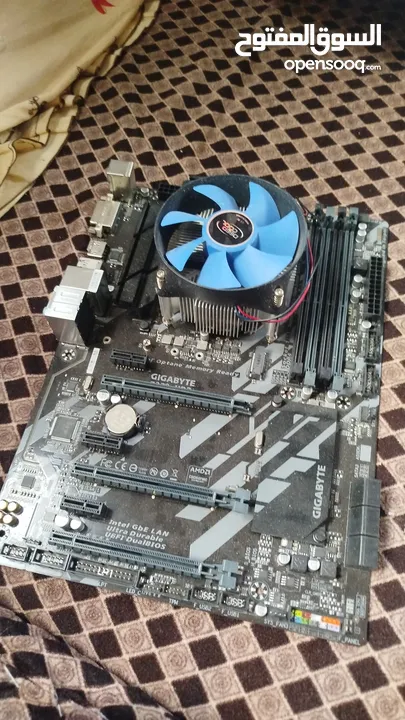 موجود مذبورد Z370 gagbayt مع معالج i5th8 مع مبرد deeb cool