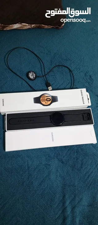 ساعة سامسونج galaxy watch 4 ملبوس مرتين