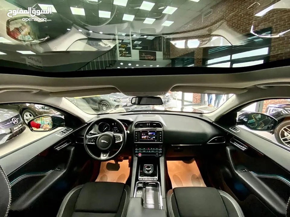 Jaguar F-Pace 2018