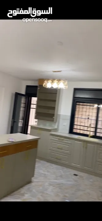 شقه للبيع مزموريا 200 متر سعر ع كاش 700 نص بنص 750 يطرح البركة لصاحبي النصيب