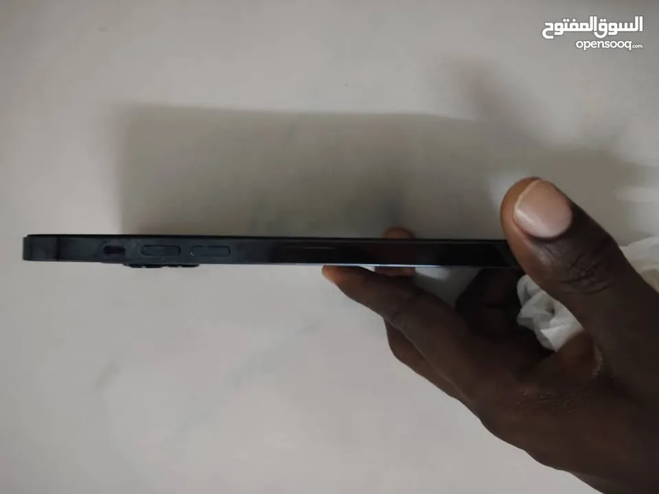 آيفون 12 pro max