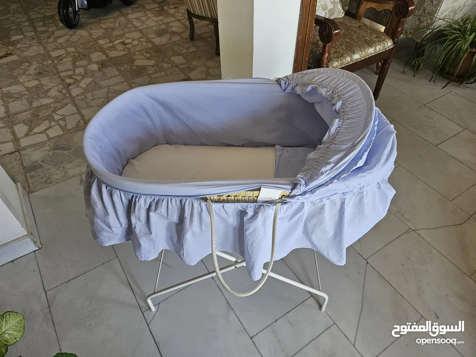 Baby Bassinet made in Spain مهد اسباني