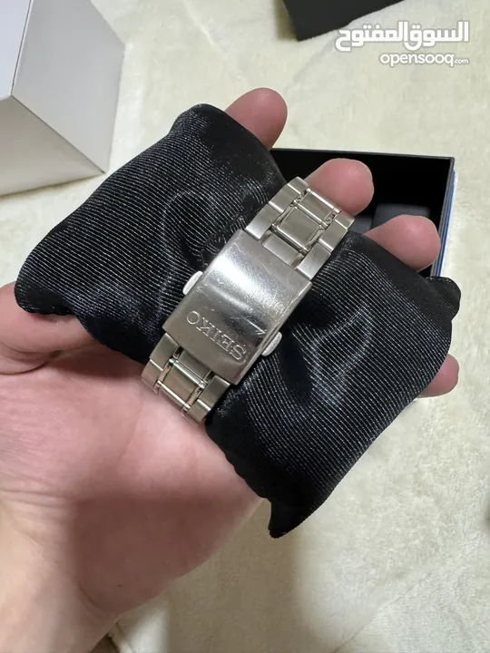 ساعتين seiko و polo بحالة الجديد