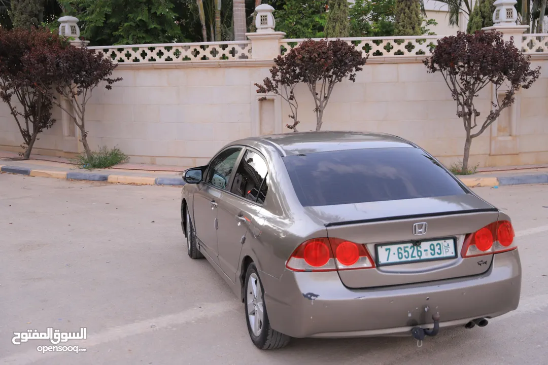 هواند سيفيك موديل 2008اتومتيك ماتور 1800اصل برايفت مميزة