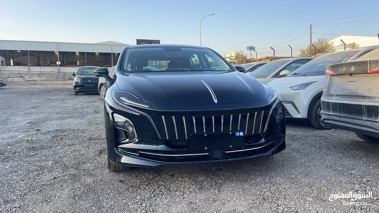 ‏HONGQI E-QM5 EV 2022 Full electric هونشي E-QM5 كهربائية بالكامل