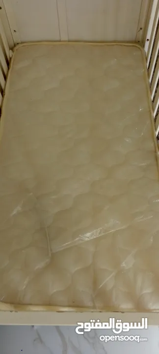 تخت اطفال امريكي بسعر مغرررري