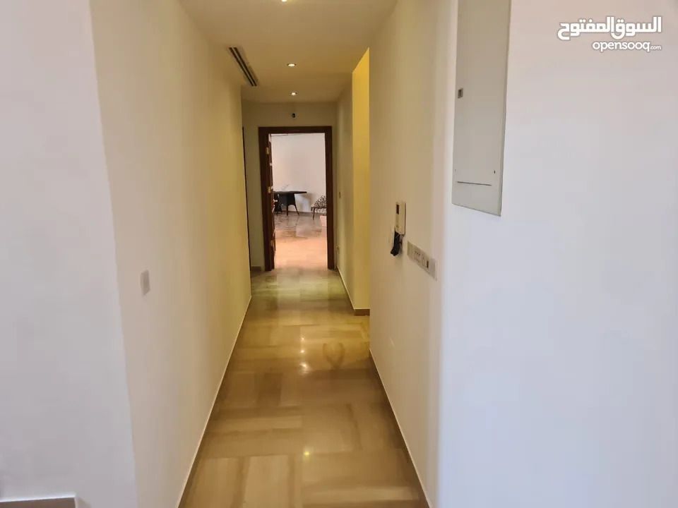 شقة دوبلكس للبيع في منطقة الدوار الرابع  ( Property ID : 41142 )