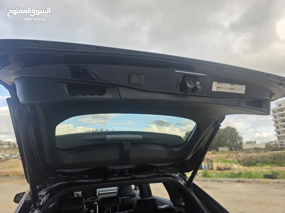 تويوتا راف rav4 plugin hybrid 2023/22 الافخم في البلاد.