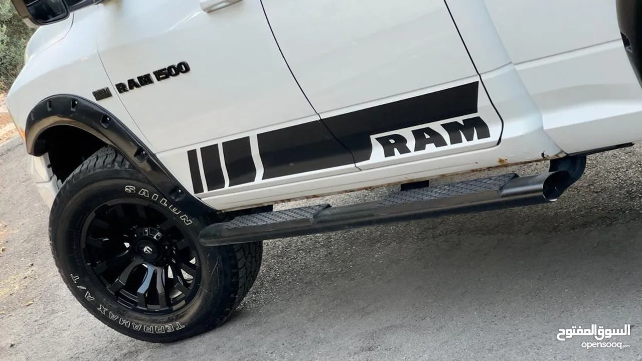 Dodge ram 2011 Hemi 5700cc معدل بالكامل