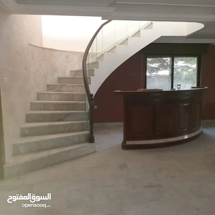 فيلا متلاصقة للبيع او للايجار في دير غبار - 14237