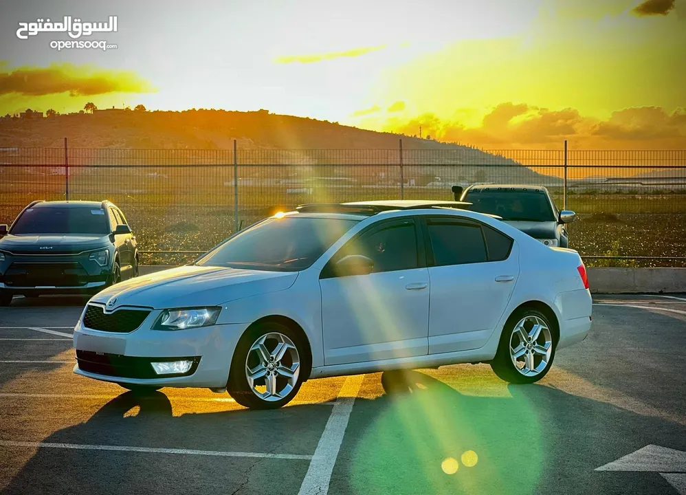 سكودا اكتافيا 2015 اتوماتيك ماتور 1600 ديزل  بانوراما