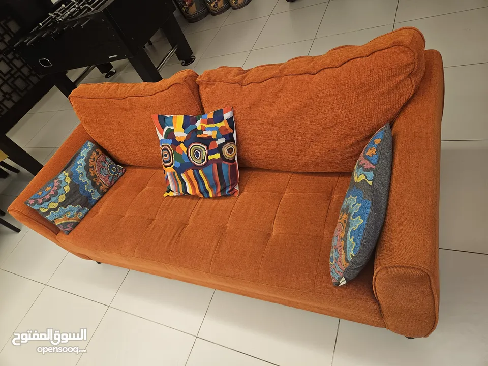 كنبة صوفا 3 اشخاص