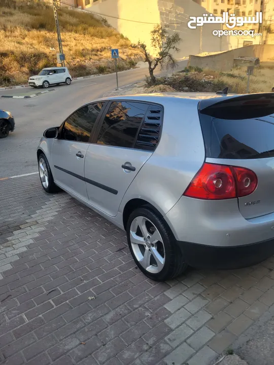 جولف MK5 2005 السياره شركة  سعر حرق في مجال 32