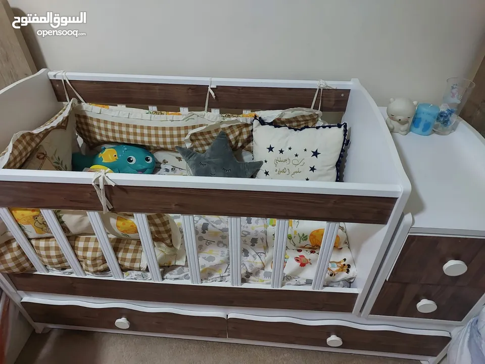سرير أطفال