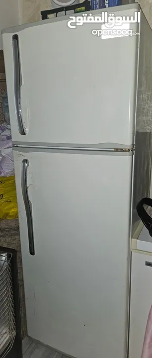 ثلاجة مسترال بحالة جديدة