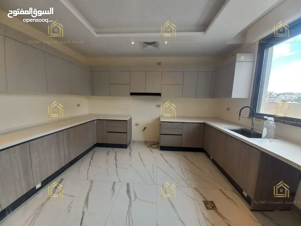 شقة دوبلكس لم تسكن فاخرة أرقى مناطق دابوق 350 متر 4 نوم 2 ماستر مع ترسات واطلالة خلابة